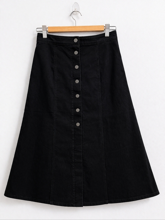 Uniqlo Dresses & Skirts - Uniqlo Black A-Line Skirt Women’s Size 6 Button Front Midi Cotton Stretch